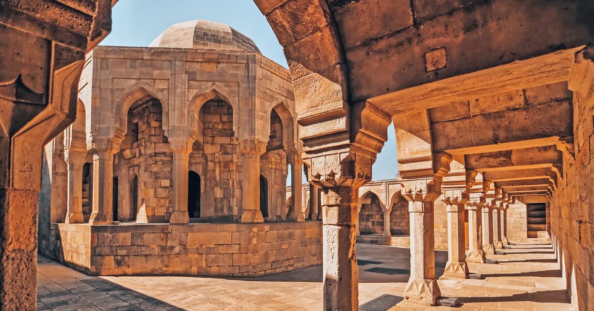 baku landmarks close
