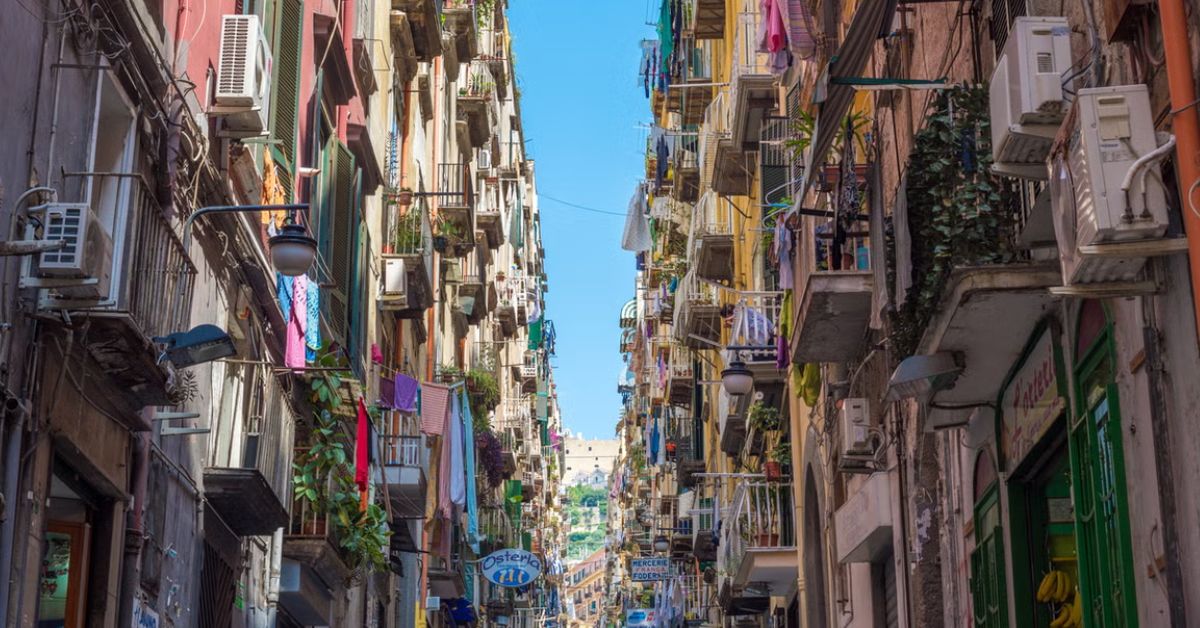 naples streets