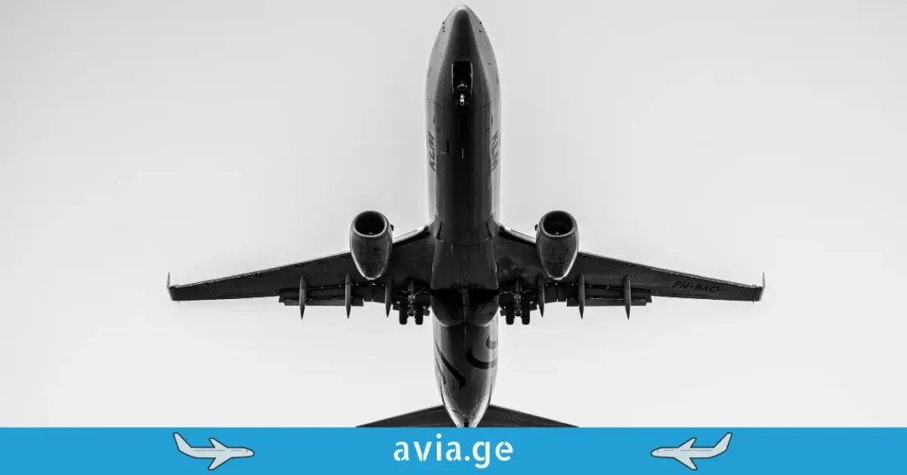 თვითმფრინავი აფრენისას - Avia.ge